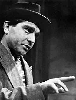 Woolf: Henry Woolf in Pantagleize