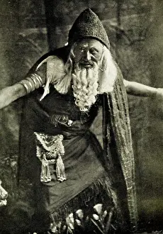 Reminiscence: Herbert Beerbohm Tree, a Reminiscence of Hypatia
