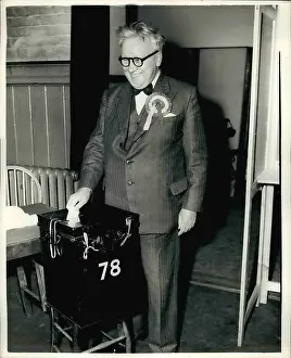 Eltham: Herbert Morrison casts his vote in the General Election