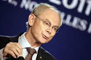 Attends Press Briefing: Herman Van RoMP uy