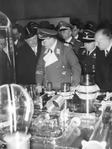Volk: Hermann Goering, 1937