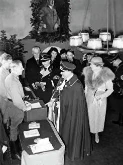 Emmy: Hermann Goering
