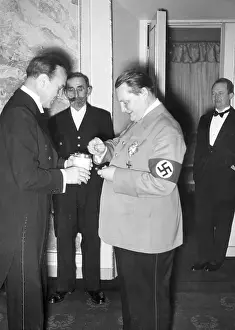 Fundraising: Hermann Goering on the Day of National Solidarity