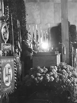 Volk: Hermann Goering at the exhibition Schaffendes Volk, 1937