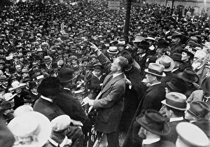 Thimig: Hermann Thimig during a speech, 1919