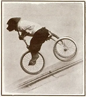 Trike: Herr Grais's looping monkey, Diavolino