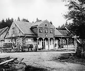 Travelers: The Heuberghaus in Friedrichroda, 1899