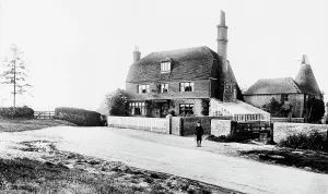 Hever: Hever, the Bower 1906