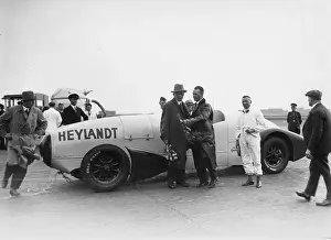 Heylandt: Heylandt with his rocket car, 1931