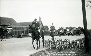 Beagles: The Heythrop Hunt Meet at the Langston Arms Hotel