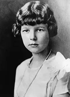 Graduate: High school graduate in the USA, 1930
