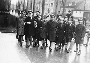 Schoolbag: High school students, around 1930