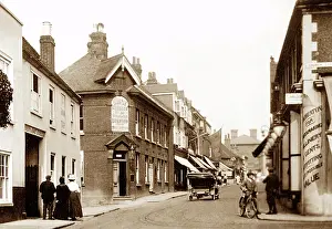 Leatherhead: High Street, Leatherhead, early 1900s