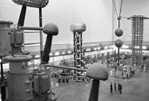 Tested: High-voltage hall of institute