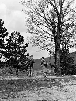 Rambling: HIKERS 1930S