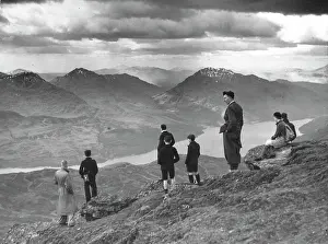 Lomond: Hikers on Ben Lomond