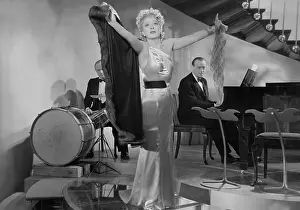 Hokum: Hilde Hildebrand in Hokum, 1936