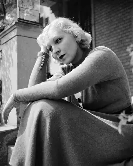 Hilde: Hilde Koerber, 1937