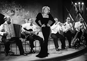 Hilde: Hilde Koerber in Maya zwischen zwei Ehen, 1938