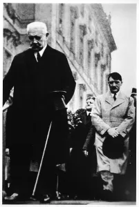 1847: HINDENBURG WITH HITLER