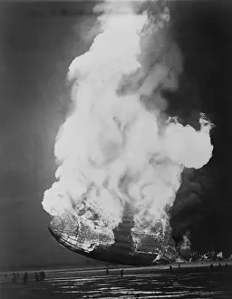 Dirigibles: The Hindenburg hits the ground in flames ?