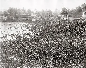 Ganges: Hindu crowd bathing in the Ganges, India, c.1880's