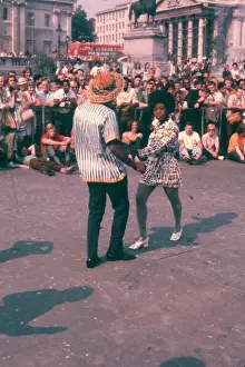 Bill Coward: HIPPIES 1960S