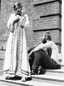Shirtless: HIPPY COUPLE