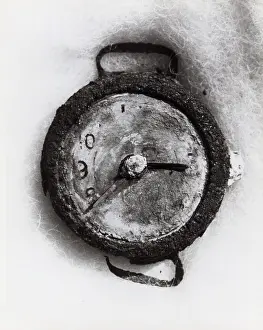 Lcgr1404: Hiroshima explosion was recorded at 8:15 a.m