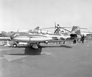 Saeta: Hispano HA-220 Super Saeta C.10C-110