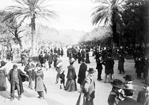 Strollers: Historic Naples