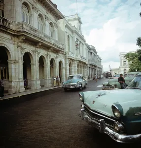 Strassenszene: Historical Cuba - Santa Clara