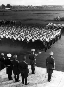 1933 1945: Hitler, Blomberg, Raeder, Fritsch, Goering and Kriegsmar
