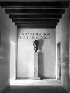 Decided: Hitler bust in the Weihestaette Pasewalk