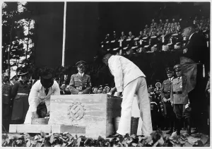 Wagen: HITLER/FOUNDATION STONE