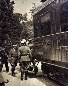Rethondes: HITLER AT RETHONDES