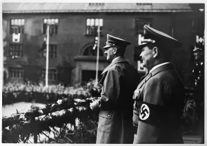 Messe: HITLER/SPEAKS/MESSEHALLE