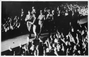 Terboven: HITLER/VISITING ESSEN