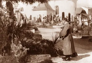 Cemetry: Hitler Visits His Parents Grave