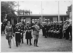 Oberbefehlshaber: HITLER/WILHELMSHAVEN