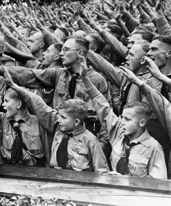 Hitlerjugend: Hitler Youth