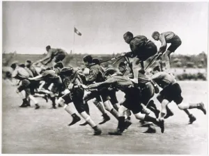 Nationalism: HITLER YOUTH GAMES/1933