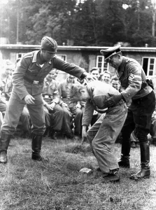 Excercise: Hitler Youth members at an excercise, 16.09.1943
