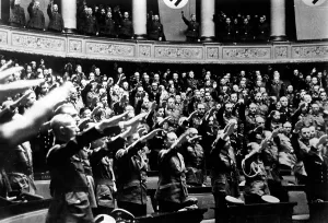 Sang: Hitler's speech in the Palais Bourbon, 1940