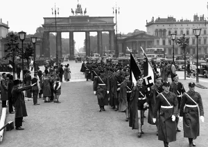 Lied: HJ ceremony at the memorial in Berlin, 1937