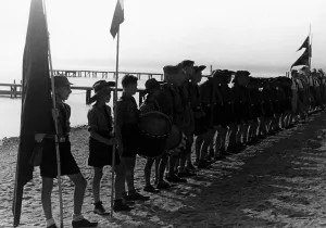 Biwa: HJ group at Lake Biwa, 1939