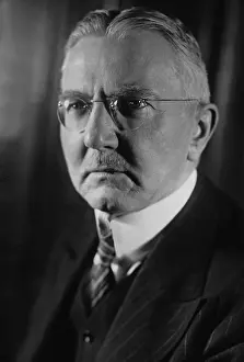 Schacht: Hjalmar Schacht, 1937