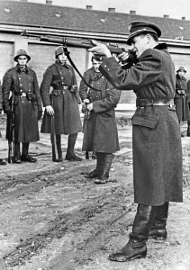 Paramilitary: The Hlinka Guard in Slovakia, 1944