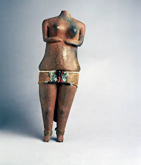 Mair: Hlubi clay figure