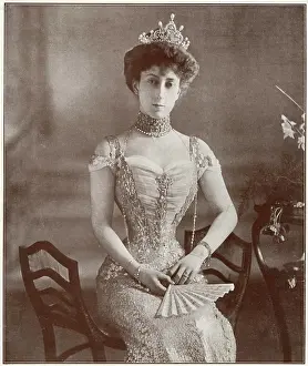 Haakon: H.M Queen Maud of Norway